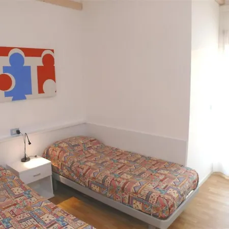 Cozy And Quiet Of In Apartment