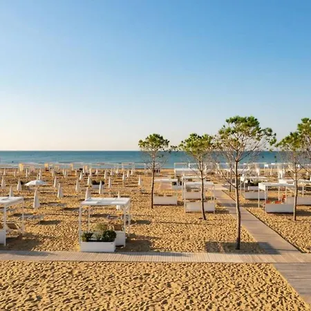 Cozy And Quiet Of In Apartment Bibione